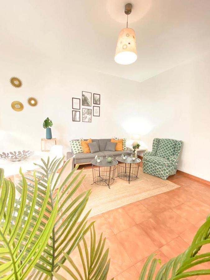 Superb In Downtown Of ,parking Optional, !! * Siviglia